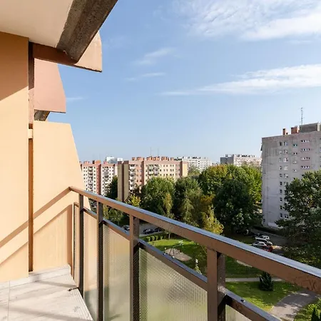 Osiedle Kombatantów Standard Apartment-2